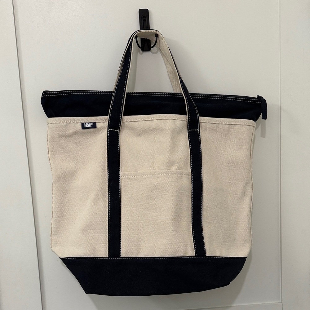 Lands’ End Totebag- Large, Ziptop. Never Used.